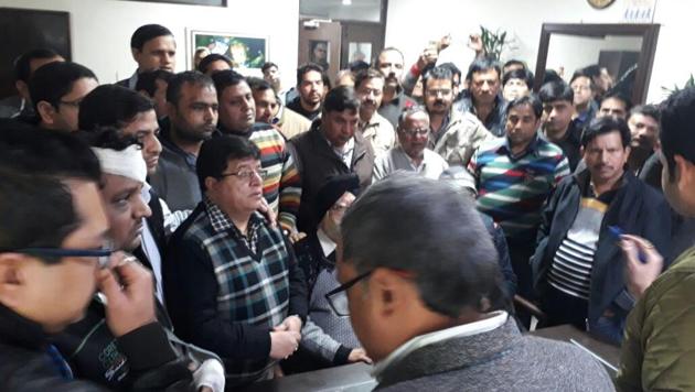 About 70 chemists went to meet the Gurgaon commissioner on Saturday morning, but he wasn’t around at the time. About 70 chemists went to meet the Gurgaon commissioner on Saturday morning, but he wasn’t around at the time.