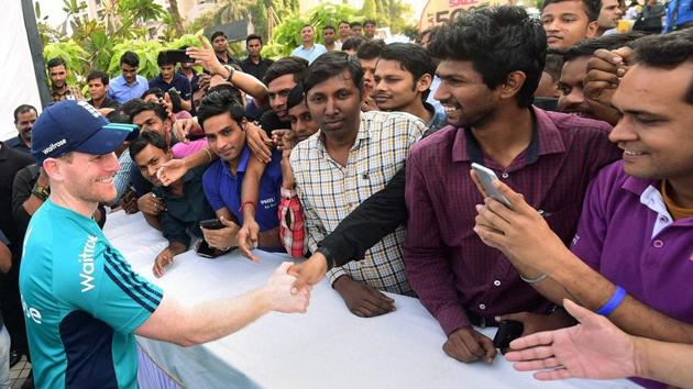 England arrived to a wonderful reception at Brabourne stadium in Mumbai ahead of their warm-up game against India A on January 10. (PTI)