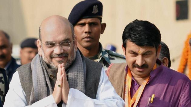 Sources said that Delhi BJP chief Manoj Tiwari (R) has submitted the list of probables to BJP president Amit Shah.(PTI File) Sources said that Delhi BJP chief Manoj Tiwari (R) has submitted the list of probables to BJP president Amit Shah.(PTI File)