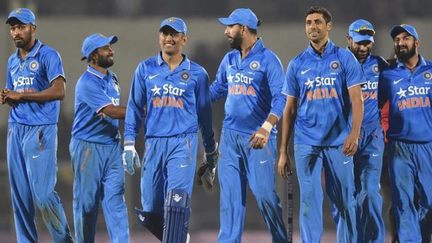 Mahendra Singh Dhoni had a magnificent time with the bat but his captaincy swansong ended with a three-wicket defeat to England in the warm-up game at Brabourne stadium.(AFP)