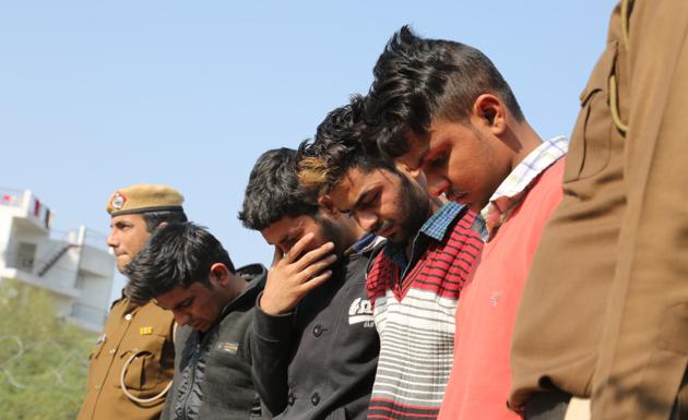 In all, 1,80,398 crime cases were registered in Rajasthan in 2016 , compared to 1,98,080 in 2015 -- a drop of 8.93%.(HT Photo)