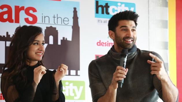 Aditya refrained from giving any relationship advice and joked about his track record of being bad at relationships. (amal ks/ht photo) 