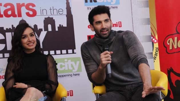 Fans were overjoyed to see their favourite stars. (SHIVAM SAXENA/ht photo) 