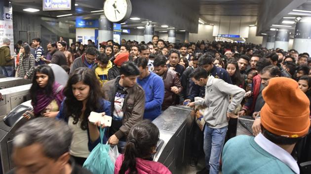 Rush at Rajiv Chowk due to maintenance work on the Blue Line on December 25. (HT File) Rush at Rajiv Chowk due to maintenance work on the Blue Line on December 25. (HT File)