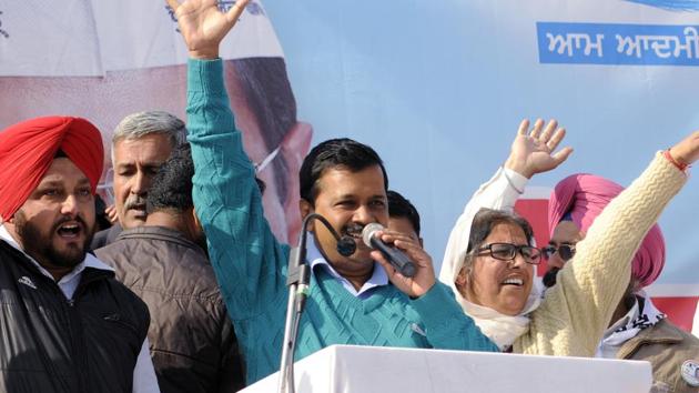 AAP party chief Arvind Kejriwal addressing a rally at Badshapur village in Patiala. (Bharat Bhushan/HT Photo) AAP party chief Arvind Kejriwal addressing a rally at Badshapur village in Patiala. (Bharat Bhushan/HT Photo)