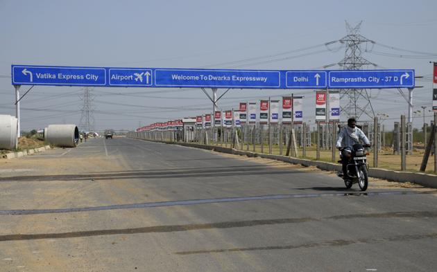 The Dwarka Expressway project has missed several deadlines. (HT FILE PHOTO) The Dwarka Expressway project has missed several deadlines. (HT FILE PHOTO)
