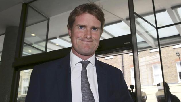 FILE PHOTO: Prospective Labour leader Tristam Hunt arrives at the annual conference of independent organisations for Labour Party members and trade unionists, London, May 16, 2015. REUTERS/Paul Hackett/File Photo (REUTERS) FILE PHOTO: Prospective Labour leader Tristam Hunt arrives at the annual conference of independent organisations for Labour Party members and trade unionists, London, May 16, 2015. REUTERS/Paul Hackett/File Photo (REUTERS)