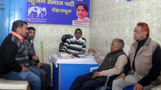 BSP members discuss election strategy at the party office in Dehradun on Saturday. (Vinay Santosh Kumar/HT Photo) BSP members discuss election strategy at the party office in Dehradun on Saturday. (Vinay Santosh Kumar/HT Photo)