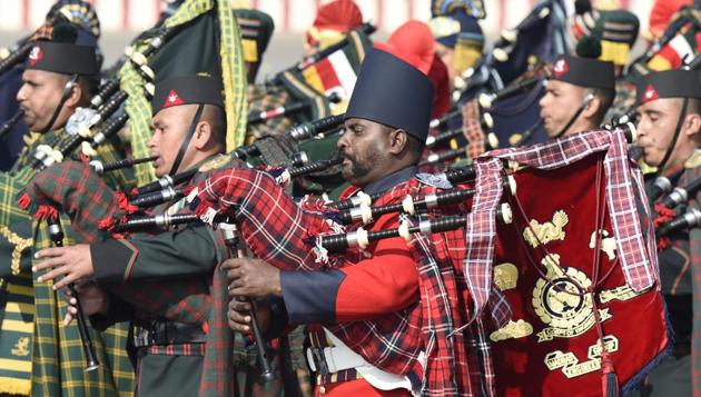 Army bands performs during the 'Army Day parade' at Delhi Cantt in New Delhi on Sunday. (Arvind Yadav/HT PHOTO)