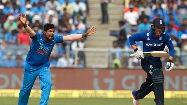 Umesh Yadav had an LBW appeal turned down unsuccessfully by a review from England. (Photo by: Deepak Malik/ BCCI/ SPORTZPICS) 
