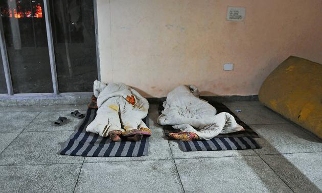 The permanent night shelter in Kanhai Village has had a fall in occupancy since the occupants fought with each other some weeks ago. (Parveen Kumar/HT Photo) The permanent night shelter in Kanhai Village has had a fall in occupancy since the occupants fought with each other some weeks ago. (Parveen Kumar/HT Photo)
