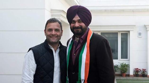 Navjot Singh Sidhu joined the Congress party on Sunday. Navjot Singh Sidhu joined the Congress party on Sunday.