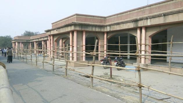 The district administration has earmarked a route for candidates to file nominations, to ensure that other officers in the collectorate are not disturbed. (HT) The district administration has earmarked a route for candidates to file nominations, to ensure that other officers in the collectorate are not disturbed. (HT)