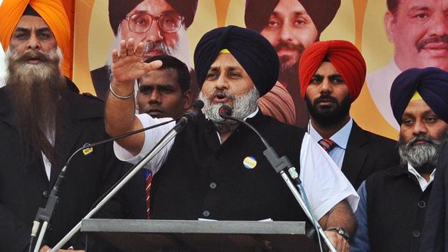 Shiromani Akali Dal president Sukhbir Singh Badal addressing a poll rally in Ludhiana on Saturday. (HT Photo) Shiromani Akali Dal president Sukhbir Singh Badal addressing a poll rally in Ludhiana on Saturday. (HT Photo)