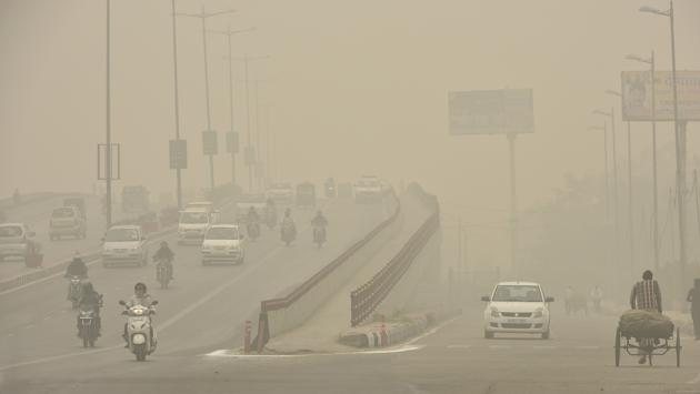 Thick smog at Akshardham Temple last November. Delhi’s air quality has been a concern over the years. Thick smog at Akshardham Temple last November. Delhi’s air quality has been a concern over the years.