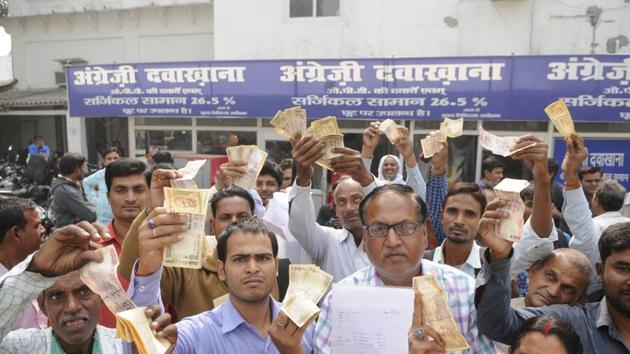 The BJP has declared note ban as a fight against corruption while the opposition is highlighting the hardships of the people. (Deepak Gupta/ HT File) The BJP has declared note ban as a fight against corruption while the opposition is highlighting the hardships of the people. (Deepak Gupta/ HT File)