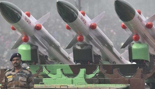To get rid of the tag of the world’s biggest importer, India is betting on its Make in India plan in the defence sector. (HT File Photo) To get rid of the tag of the world’s biggest importer, India is betting on its Make in India plan in the defence sector. (HT File Photo)