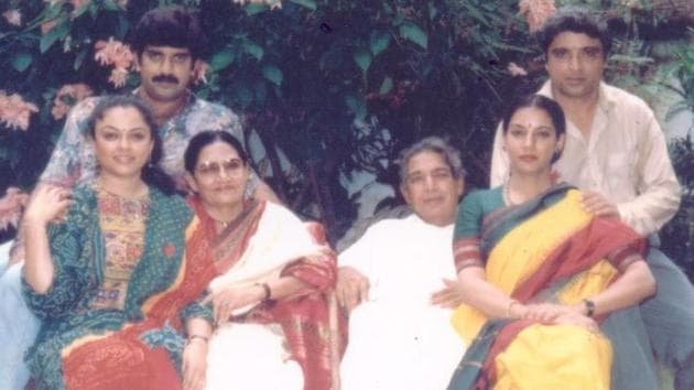 (From left) A file photo of Baba Azmi, Tanvi Azmi, Shaukat Kaifi, Kaifi Azmi, Shabana Azmi and Javed Akhtar.