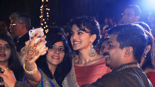 Taapsee poses with guests at the ceremony. Taapsee poses with guests at the ceremony.