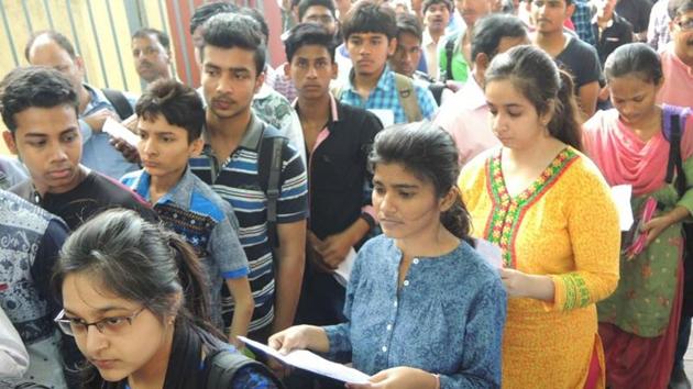 Out of 9,041 students who appeared from Jaipur, 902 cleared the Chartered Accountants (CA) final exam the results for which were declared on Tuesday.(Deepak Gupta/ HT file)
