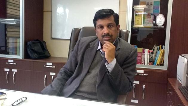 V Umashankar, the officer on special duty of the GMDA, has been given the additional charge of MCG commissioner. V Umashankar, the officer on special duty of the GMDA, has been given the additional charge of MCG commissioner.