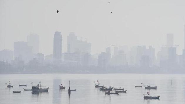 According to the weather department, night temperatures were almost a degree Celsius below normal with Santacruz recording 16.6 degrees Celsius while Colaba recorded 20 degrees Celsius. (HT File) According to the weather department, night temperatures were almost a degree Celsius below normal with Santacruz recording 16.6 degrees Celsius while Colaba recorded 20 degrees Celsius. (HT File)