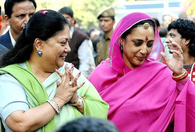 Chief minister of Rajasthan, Vasundhara Raje, at the inaugural ceremony of JLF 2015.(HT archive)