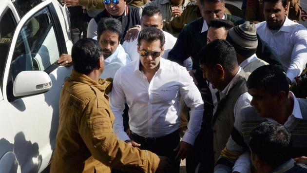 Salman Khan outside the court. A case of possessing arms — .32 US-made revolver and .22 rifle —whose licence had expired, was filed at the Luni police station of Jodhpur district on October 15, 1998, days after he was charged with poaching chinkaras in Bhawad and Ghora, and black bucks in Kankani. (PTI) 