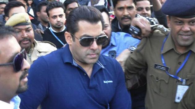 Film actor Salman Khan arrives at the airport, in Jodhpur, Rajasthan. (HT Photo) Film actor Salman Khan arrives at the airport, in Jodhpur, Rajasthan. (HT Photo)