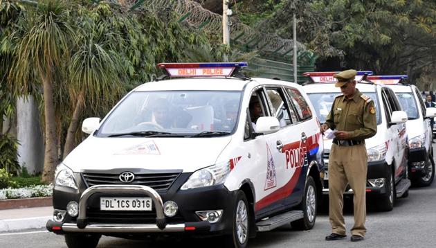 A 23-year-old playschool teacher was stabbed at least nine times by two men, one of whom is the son of a Delhi Police assistant sub-inspector.(Hindustan Times) A 23-year-old playschool teacher was stabbed at least nine times by two men, one of whom is the son of a Delhi Police assistant sub-inspector.(Hindustan Times)