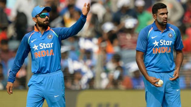 India's captain Virat Kohli (L) gestures towards teammates as Ravichandran Ashwin watches. (AFP) India's captain Virat Kohli (L) gestures towards teammates as Ravichandran Ashwin watches. (AFP)