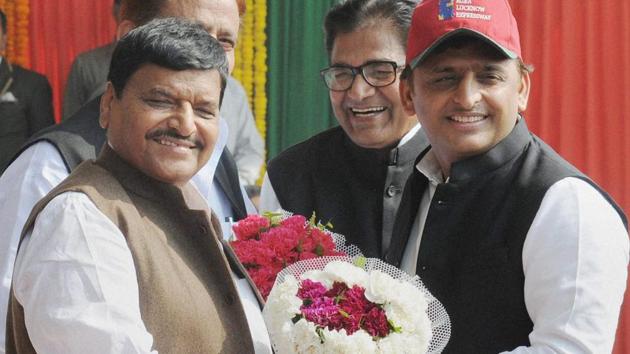 Uttar Pradesh chief minister Akhilesh Yadav with Samajwadi Party leaders Shivpal Yadav, Azam Khan and Ramgopal Yadav at a function in Unnao, Nov 21, 2016.(PTI File Photo)