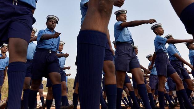 Members of Sea Cadet Corps during the rehearsal at Shivaji Park. (Anshuman Poyrekar/HT PHOTO)