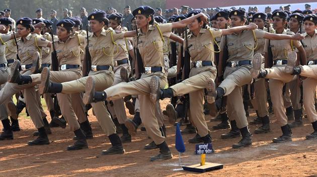 The cabinet’s decision to shift the parade again came after the Mumbai police’s security report came back negative. (Anshuman Poyrekar/HT PHOTO)