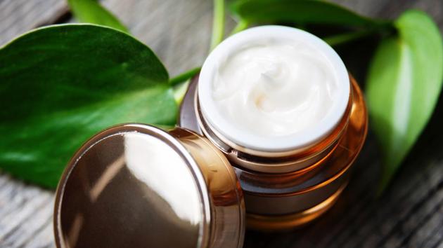 Facial oil is the newest beauty trend that helps to combat the damages on facial skin. It has several benefits- from anti-ageing agent to skin medication.(Shutterstock)