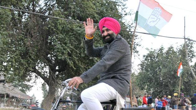 Congress candidate Barindermeet Singh Pahra during campaigning. (Ravi Kumar/HT Photo) Congress candidate Barindermeet Singh Pahra during campaigning. (Ravi Kumar/HT Photo)
