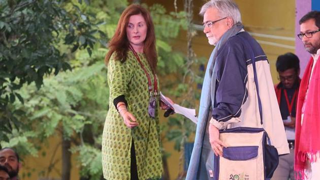 Author Narendra kohli with Australian writer Jacinta Thompson(Left) at the festival. (HImanshu vyas/ht photo)