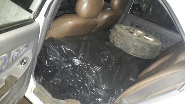 The Dal members told police that as per information received from their sources, a Hyundai Accent car was carrying the ‘beef’ while a white Santro car was escorting it. (HT photo) The Dal members told police that as per information received from their sources, a Hyundai Accent car was carrying the ‘beef’ while a white Santro car was escorting it. (HT photo)