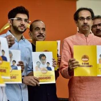 Shiv Sena chief Uddhav Thackeray, however, maintained the party released its manifesto as it is former Sena chief Bal Thackeray’s birth anniversary, and it does not reflect any final decision on the alliance for the Brihanmumbai Municipal Corporation (BMC). (HT) Shiv Sena chief Uddhav Thackeray, however, maintained the party released its manifesto as it is former Sena chief Bal Thackeray’s birth anniversary, and it does not reflect any final decision on the alliance for the Brihanmumbai Municipal Corporation (BMC). (HT)