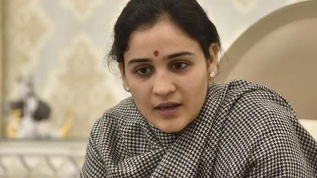 Aparna Yadav, the younger daughter-in-law of Mulayam Singh Yadav, will fight for Lucknow Cantt for the Samajwadi Party, taking on sitting MLA, Rita Bahuguna Joshi of the BJP. (Saumya Khandelwal/HT File Photo) Aparna Yadav, the younger daughter-in-law of Mulayam Singh Yadav, will fight for Lucknow Cantt for the Samajwadi Party, taking on sitting MLA, Rita Bahuguna Joshi of the BJP. (Saumya Khandelwal/HT File Photo)