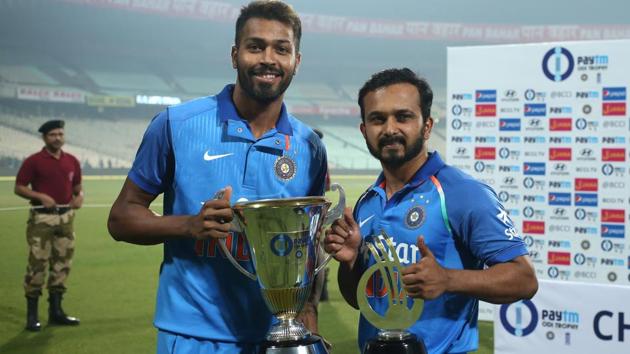 Kedar Jadhav  and Hardik Pandya poses with the trophy. (BCCI) 