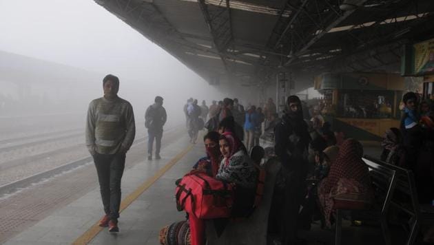 Gurgaon has an identity of its own on the world map and, hence, its public facilities should also be world-class, Minister Rao Narbir Singh said.(HT Photo) Gurgaon has an identity of its own on the world map and, hence, its public facilities should also be world-class, Minister Rao Narbir Singh said.(HT Photo)