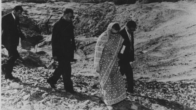 Indira Gandhi visits the site of India’s first peaceful nuclear explosion in May 1974.(PIB)