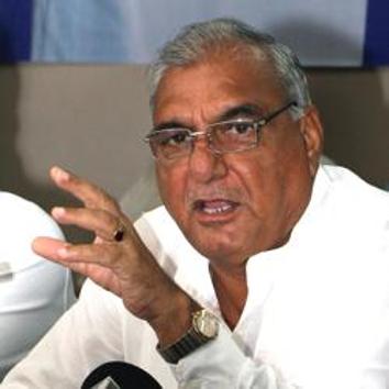 Senior party leader and former Haryana chief minister Bhupider Singh Hooda is expected to come to Mumbai in the next two days.(File)