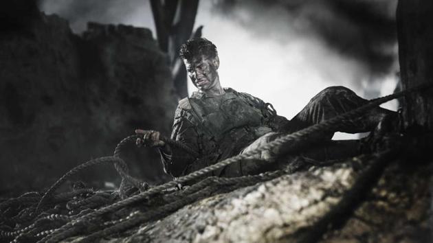 Hacksaw Ridge: WWII American Army Medic Desmond T. Doss, who served during the Battle of Okinawa, refuses to kill people, and becomes the first man in American history to receive the Medal of Honor without firing a shot.