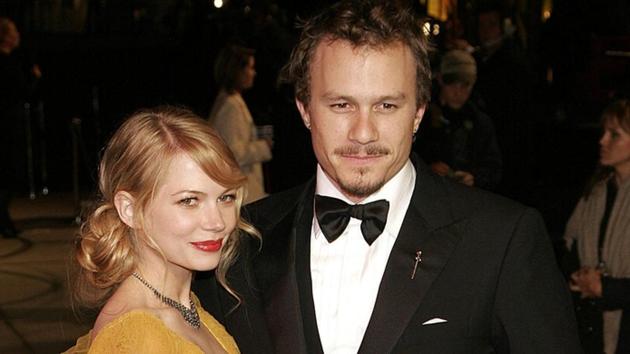 Michelle Williams and Heath Ledger at Vanity Fair Oscar Party, Mortons Restaurant in West Hollywood, Los Angeles in 2006(Shutterstock)
