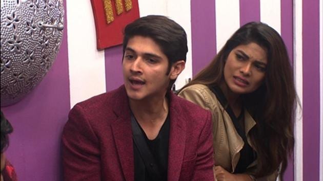 Lopa and Rohan play the spoilsport in Bigg Boss house. Lopa and Rohan play the spoilsport in Bigg Boss house.