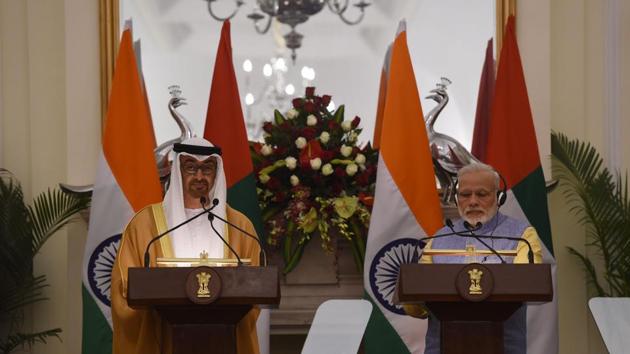 Prime Minister Narendra Modi (right) and the Crown Prince of Abu Dhabi, General Sheikh Mohammed Bin Zayed Al Nahyan at a press conference in New Delhi on January 25.(AFP)