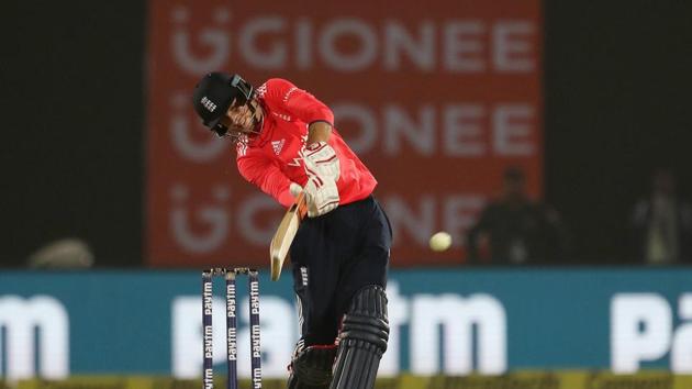Joe Root slammed two boundaries off Ashish Nehra as England clinched a seven-wicket win to take a 1-0 lead in the three-match series. (BCCI)