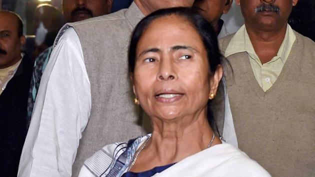 West Bengal chief minister Mamata Banerjee talks to media in Kolkata.(PTI File Photo) West Bengal chief minister Mamata Banerjee talks to media in Kolkata.(PTI File Photo)